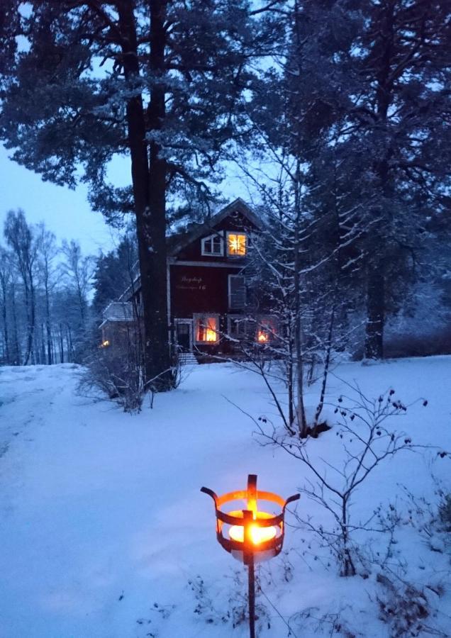 Skogstorp Hvilohem Bed and Breakfast Mullhyttan Exteriör bild